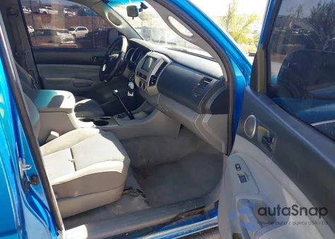 2005 Toyota Tacoma Prerunner V6 из США, поврежденный, VIN 5TETU62N95Z074196